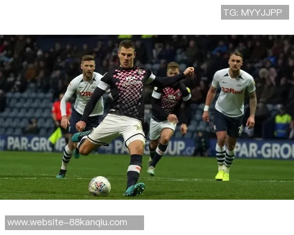 卢顿与巡游者对决前瞻分析及赛果预测,谁能笑到最后